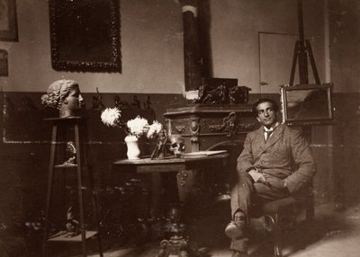 De beeldhouwer Mario Pelagatti in zijn studio, Florence, 20/11/1920 door Alberto Fierli