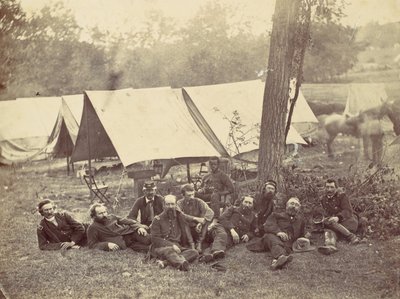 Groep bij het hoofdkwartier van het leger van de Potomac, Antietam, oktober 1862, 1862 door Alexander Gardner