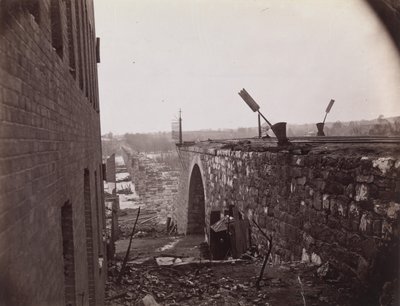 Ruïnes van de Richmond & Petersburg Spoorwegbrug, Richmond, Virginia, ca. 1865 door Alexander Gardner