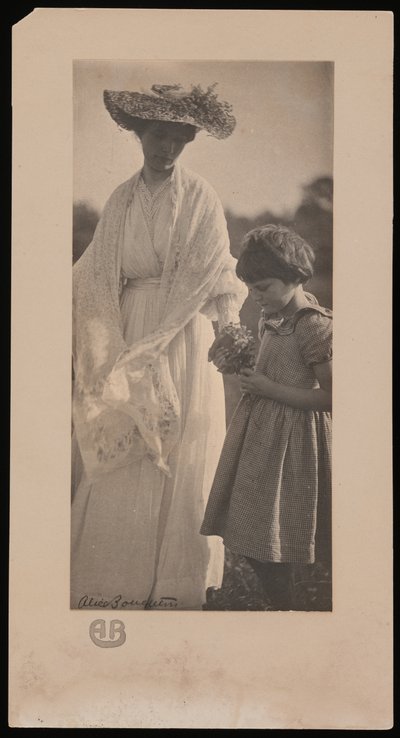 Foto van Agnes Pelton met jonge neef bij Agnes