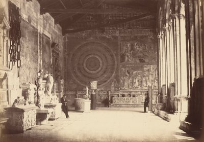 Pisa: Corridore del Camposanto, ca. 1870 door Alinari