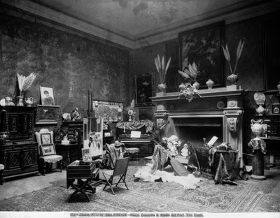 Atelier van de schilder Tito Conti in Florence, op Piazza Donatello door Fratelli Alinari