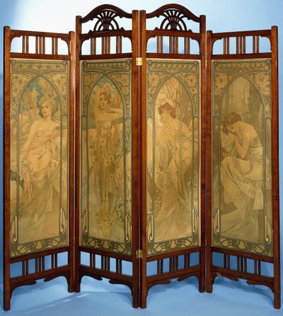 Een art nouveau scherm, de panelen versierd met de serie 