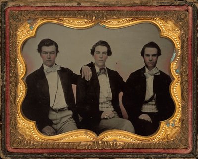 Portret van drie jonge mannen door American 19th Century