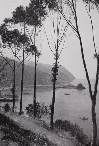 Californië: Baai van Avalon, Santa Catalina Island, magisch speelparadijs aan de Stille Oceaan 30 mijl van het vasteland van Zuid-Californië door American Photographer (after)
