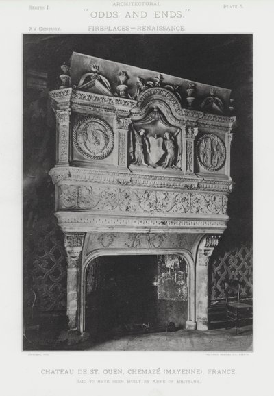 Open haard: Chateau De St Ouen, Chemaze, Mayenne, Frankrijk door American Photographer (after)