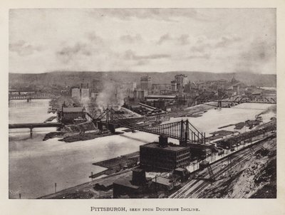 Pittsburgh: Pittsburgh, gezien vanaf Duquesne Incline door American Photographer (after)