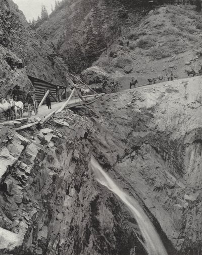 Tolpoort Ouray en Silverston Tolweg (zwart-wit foto) door American Photographer (after)
