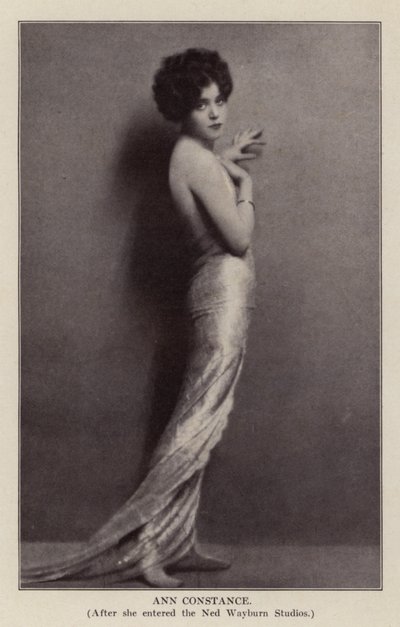 Ann Constance (z/w foto) door American Photographer