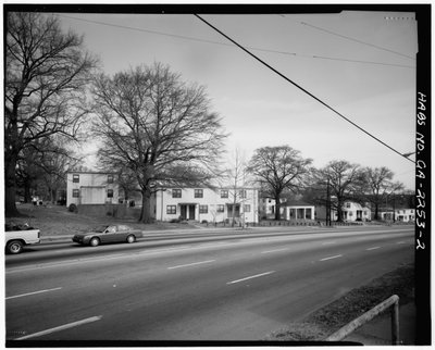 John Hope Homes (Openbare Huisvesting), Begrensd door Larkin, Dora, Spelman Streets & Lane, Atlanta, Fulton County, GA (zwart-wit foto) door American Photographer