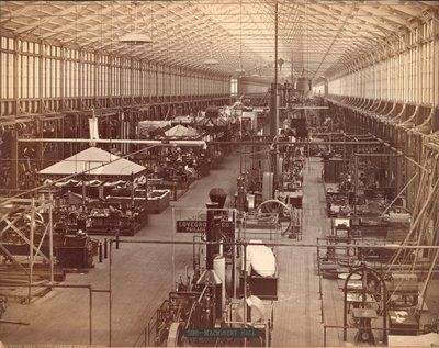 Machinery Hall, South Avenue, Philadelphia Centennial International Exhibition, 1876 door American Photographer