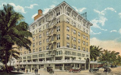 Miami, Florida, ca 1925: Het Urmey Hotel (kleurenfoto) door American Photographer