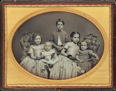 Portret van vijf kinderen,c. 1850 (foto) door American Photographer
