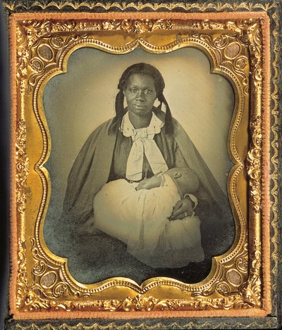 Portret van een moeder en kind door American Photographer
