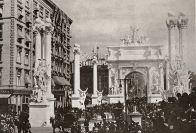 De Dewey Arch voor het Fifth Avenue Hotel op 23rd St., New York City, ter viering van de overwinning op Spanje, 1899 door American Photographer