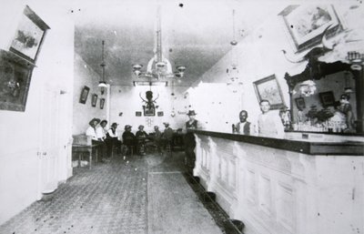 The Long Branch Saloon, Dodge City, Kansas, c.1880 door American Photographer