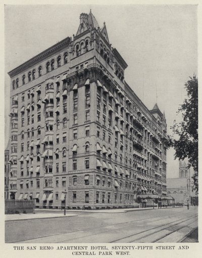 The San Remo Apartment Hotel, Seventy-Fifth Street en Central Park West door American Photographer