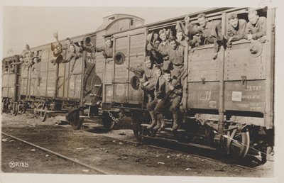 U.S. Marines in Frankrijk op weg naar kamp, 1917-19 door American Photographer
