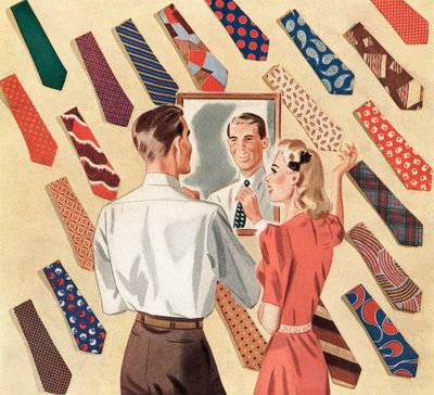 Man recht zijn stropdas in de spiegel te midden van een display van vele mannenstropdassen door American School