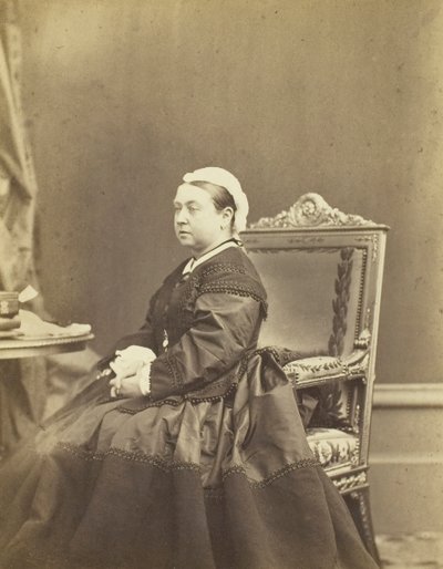 Hare Majesteit, Koningin Victoria, december 1866 door Andre Adolphe Eugene Disderi