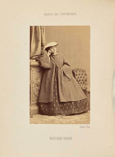Madeleine Brohan door Andre Adolphe Eugene Disderi