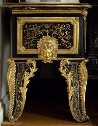 Louis XIV meubilair: commode met metalen inleg met acanthus gemaakt door Andre Boulle door Andre Charles Boulle