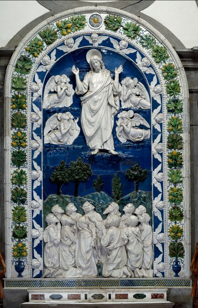 Hemelvaart van Jezus met Onze Lieve Vrouw en Elf Apostelen (laag keramisch reliëf) (circa 1490) (475 x 305 cm) Santuario della Verna, Italië door Andrea Della Robbia