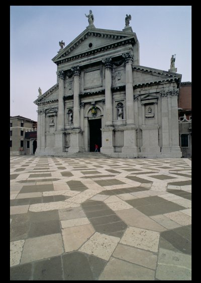 Gevel van de kerk, gebouwd 1564-80, gevel voltooid in 1607-11 door Andrea Palladio