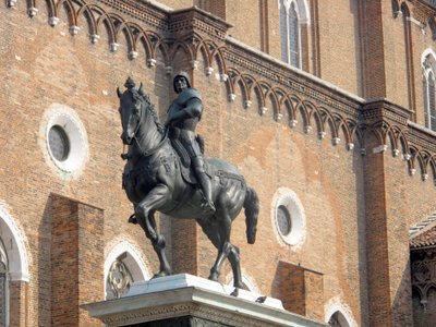 Ruiterstandbeeld van de Condottiere Colleoni door Andrea del Verrocchio door Andrea del Verrocchio