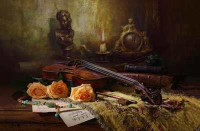 Antieke viool en rozen door Andrey Morozov