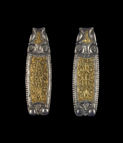 Een Paar Riemuiteinden, uit Ipsden Heath, Oxfordshire, Laat Angelsaksisch, 9e Eeuw door Anglo Saxon