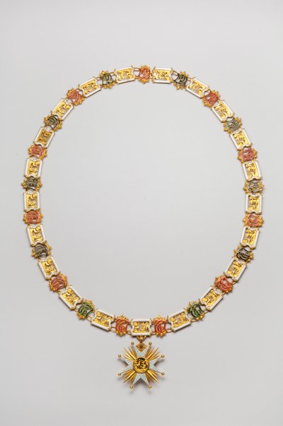 Koninkrijk Beieren - Orde van Sint Hubertus: ketting gedragen door Luitpold, Hertog in Beieren (1890-1973) - Eind 18e eeuw - Goud en Email - Ketting: L 122 cm; gewicht 460 g (hanger inbegrepen) - Hanger: D 7,5 cm - Privécollectie door Anonymous Anonymous