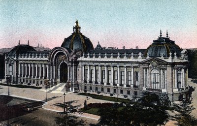 Parijs: buitenaanzicht van het Petit Palais geopend in 1900, foto van 1920 in 