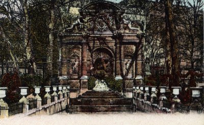 Parijs: uitzicht op de Fontaine Medicis in de tuinen van Luxemburg. Foto van 1920 in 