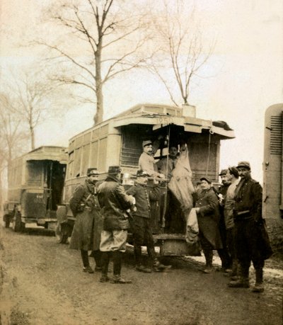 Foto uit een persoonlijk album van een infanterieluitenant tijdens de eerste maanden van de Eerste Wereldoorlog door Anonymous Anonymous
