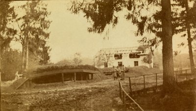 Foto uit een persoonlijk album van een infanterieluitenant tijdens de eerste maanden van de Eerste Wereldoorlog door Anonymous Anonymous