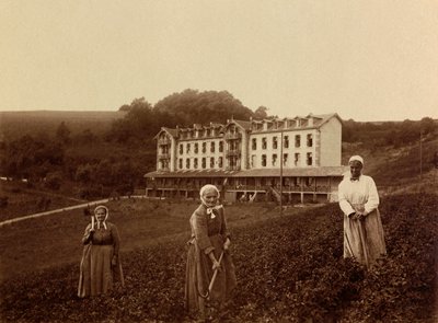 Foto uit een persoonlijk album van een infanterieluitenant tijdens de eerste maanden van de Eerste Wereldoorlog door Anonymous Anonymous