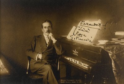 Portret van de componist Giacomo Puccini (1858-1924) door Anonymous Anonymous
