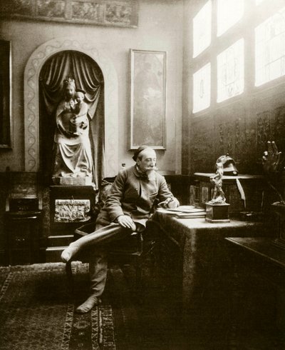 Portret van de Franse schrijver Anatole France in 1904 in zijn kantoor. Privécollectie door Anonymous Anonymous