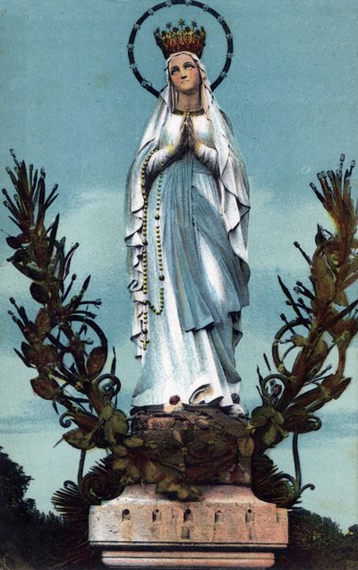 De gekroonde maagd in Lourdes - Hautes Pyrenees (65) rond 1900 door Anonymous Anonymous