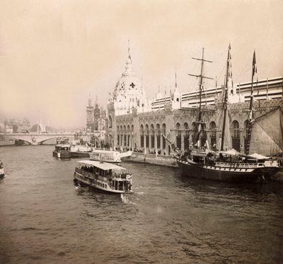 Wereldtentoonstelling van 1900 - Exposition Universelle de 1900 in Parijs: Het paleis van de land- en zeemachten - privécollectie door Anonymous Anonymous