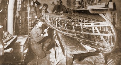 Een lichte sectieboot werd gebouwd, uitgegeven Londen 1907 door Anthony Fiala