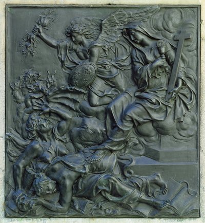De engel van Frankrijk verdrijft de ketters, detail van het voetstuk van een standbeeld van Lodewijk XIV door Antoine Coysevox