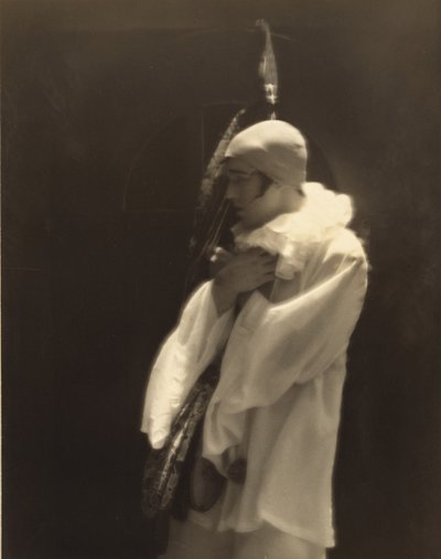 Pierrot Forlorn - Ted Shawn door Arthur F. Kales