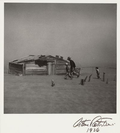 [Landschap met huis] door Arthur Rothstein