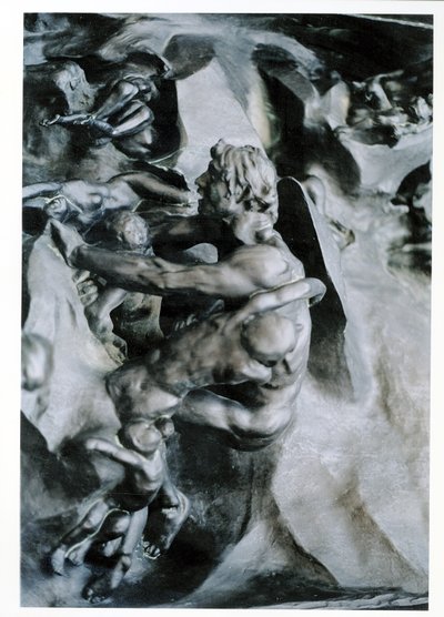 De Poorten van de Hel (detail) door Auguste Rodin