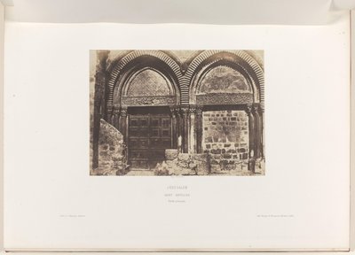 Hoofdportaal van de Heilig Grafkerk, Jeruzalem door Auguste Salzmann