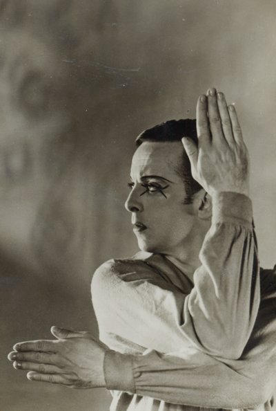 Ansichtkaart van Robert Helpmann (1909-86) in The Wanderer 1941 door Australian Photographer