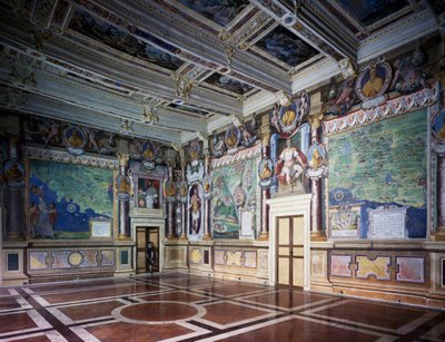 Koninklijke of Herculeszaal met fresco