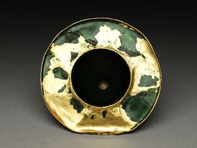 Kom met deksel, schotel en lepel met astrologische decoratie, begin 19e eeuw door Baqir
